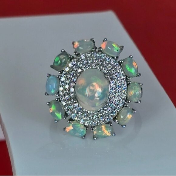 925 Sterling Silver Ring 8.5 with Natural White Opal Gem - Picture 10 of 11